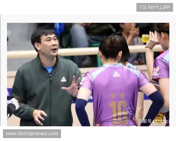 重庆与杭州排球队赛后复盘分析比赛经验与战术调整探讨 重庆与杭州排球队赛后复盘分析比赛经验与战术调整探讨