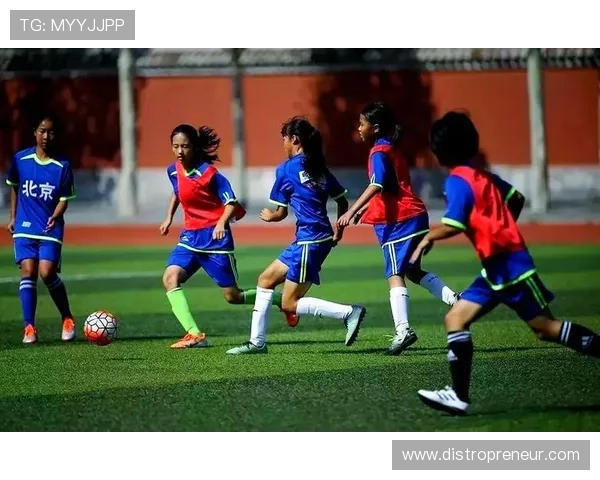 小辫子足球明星的成长之路与辉煌成就探秘