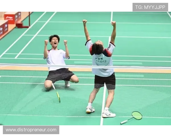 羽毛球专题深入解析北京羽毛球队默契配合与战术协作的成功之道